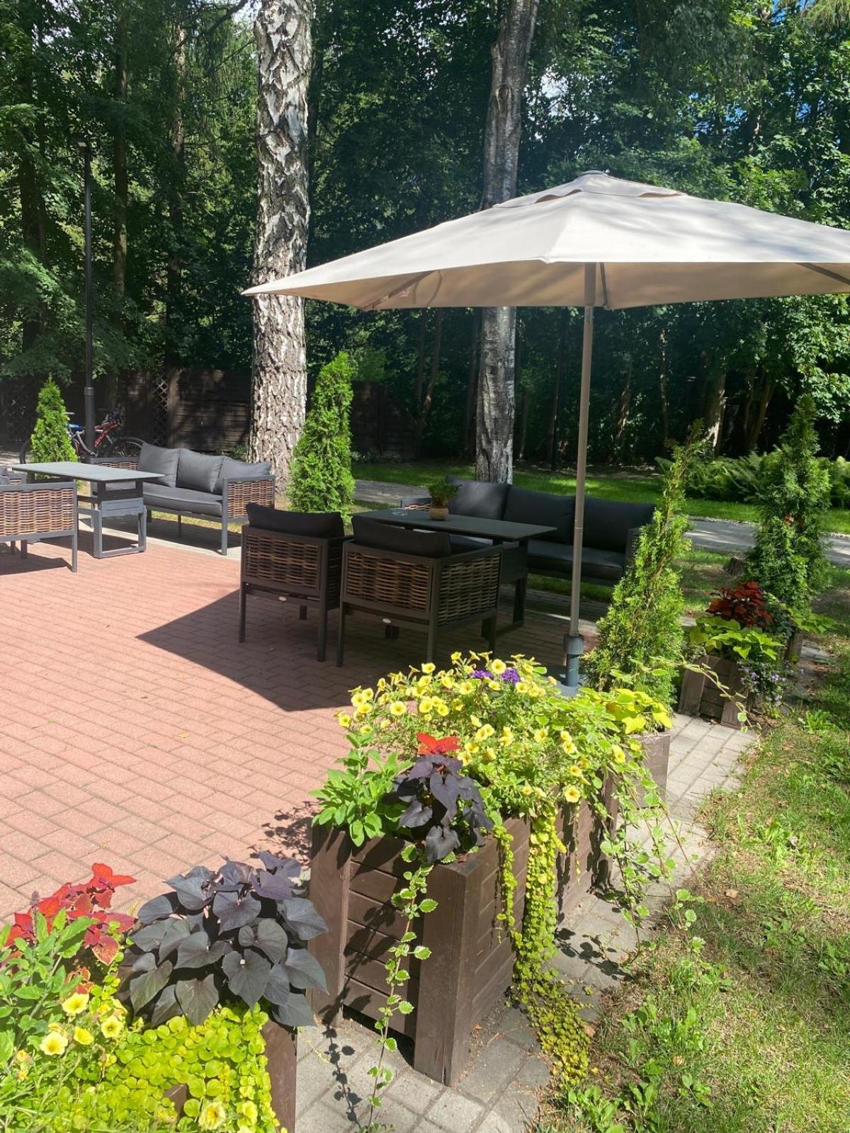 Hotel Restauracja Cztery Pory Roku Orneta Экстерьер фото