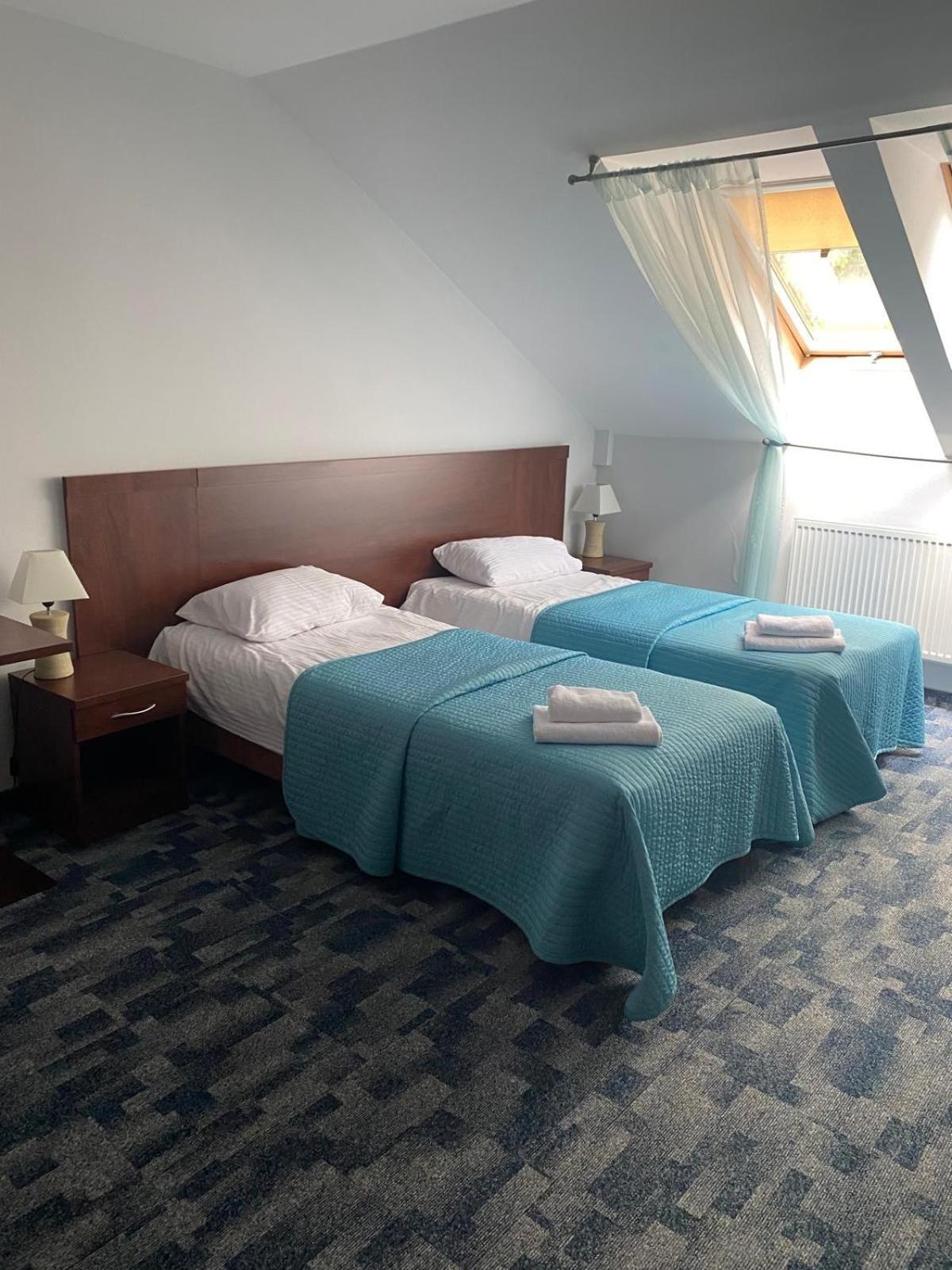 Hotel Restauracja Cztery Pory Roku Orneta Экстерьер фото
