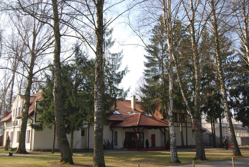 Hotel Restauracja Cztery Pory Roku Orneta Экстерьер фото